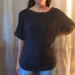 BKE Grey short sleeve sweater